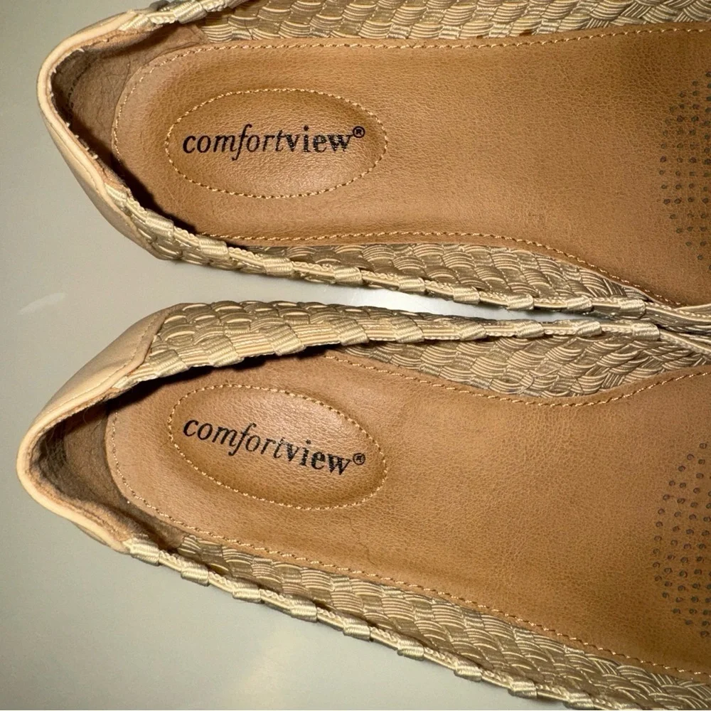 Comfortview The Bethany Slip On Flat - Khaki Metallic